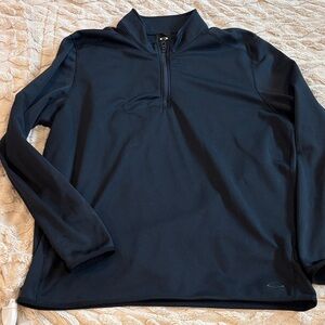 Men’s XL Oakley Quarter Zip